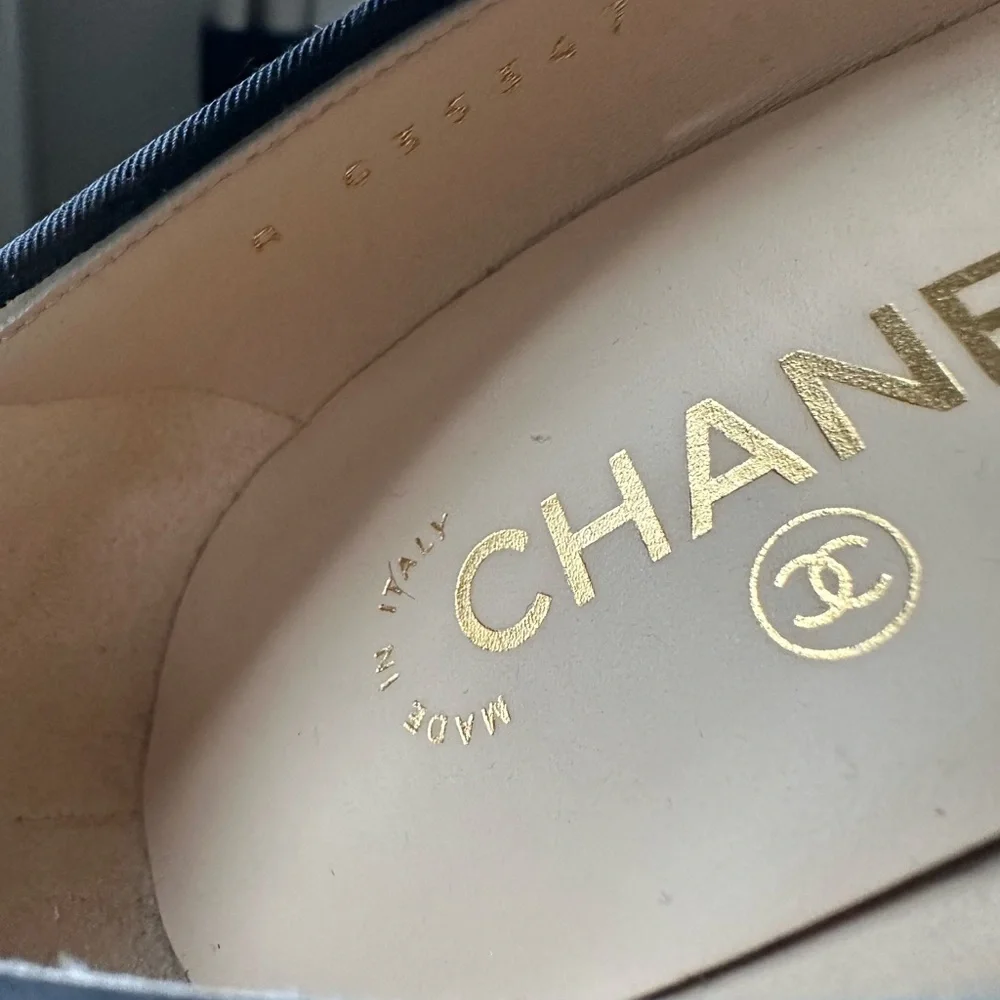 Chanel heels - Picture 6 of 11